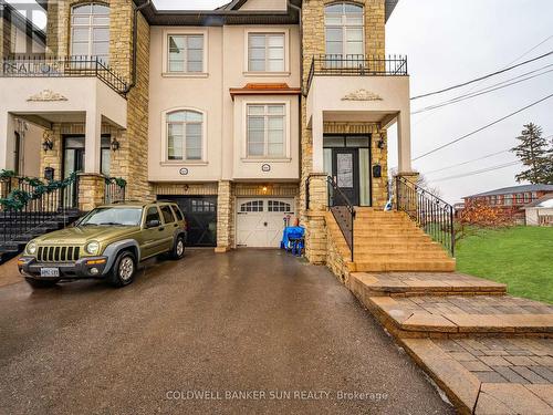 8283 Kipling Avenue, Vaughan, ON - Outdoor With Facade