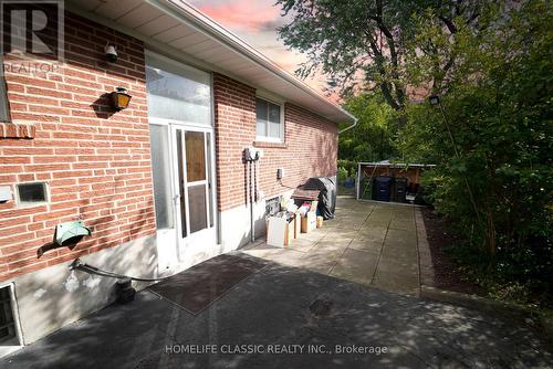 93 Mount Olive Drive, Toronto (Mount Olive-Silverstone-Jamestown), ON - Outdoor With Exterior