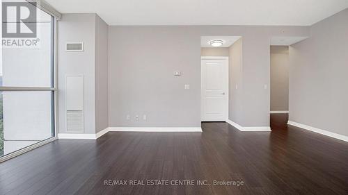 902 - 75 Eglinton Avenue W, Mississauga, ON - Indoor Photo Showing Other Room