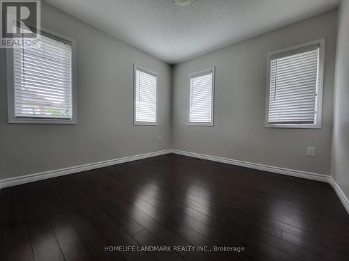 388 Clarkson Gate, Milton, ON - Indoor Photo Showing Other Room