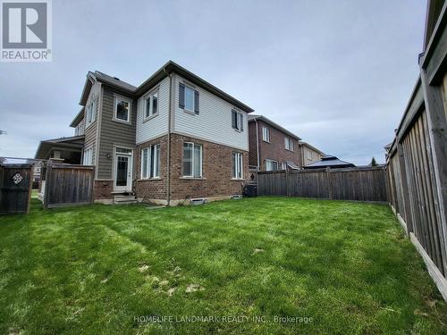 388 Clarkson Gate, Milton, ON - Outdoor