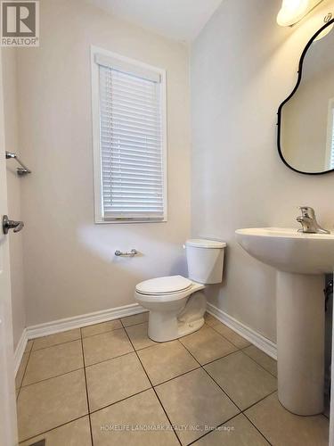 388 Clarkson Gate, Milton, ON - Indoor Photo Showing Bathroom