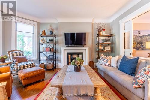 141 Markland Street, Hamilton, ON - Indoor Photo Showing Living Room With Fireplace