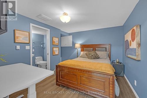 8 - 177 Main Street W, Grimsby, ON - Indoor Photo Showing Bedroom