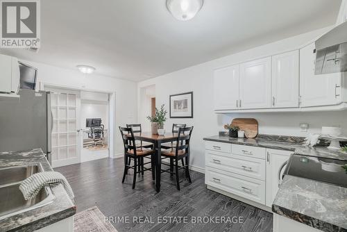 15 Lansdowne Park Crescent, Middlesex Centre (Komoka), ON - Indoor Photo Showing Dining Room