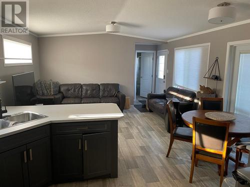 3125 Rose Hill Road, Kamloops, BC - Indoor Photo Showing Dining Room