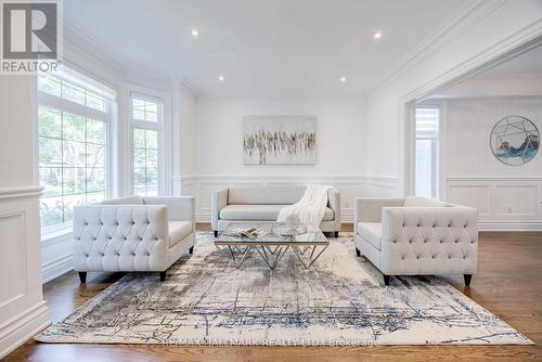 487 Glengarry Avenue, Toronto, ON - Indoor Photo Showing Living Room