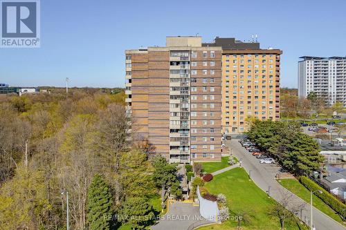 605 - 1275 Markham Road, Toronto (Woburn), ON - Outdoor