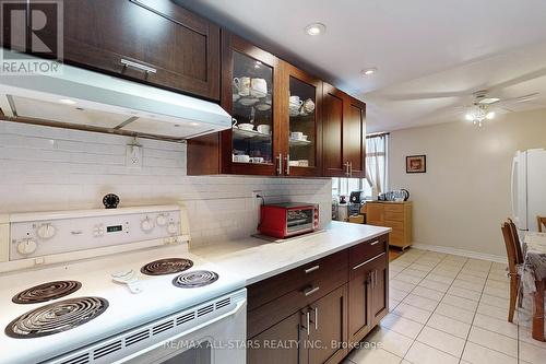 605 - 1275 Markham Road, Toronto, ON - Indoor Photo Showing Kitchen