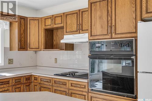 Enyr Land & Equestrian Estate, Corman Park Rm No. 344, SK - Indoor Photo Showing Kitchen