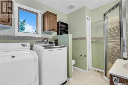 Enyr Land & Equestrian Estate, Corman Park Rm No. 344, SK - Indoor Photo Showing Laundry Room