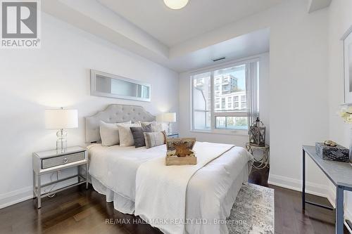 323 - 8228 Birchmount Road, Markham (Unionville), ON - Indoor Photo Showing Bedroom