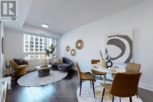 323 - 8228 Birchmount Road, Markham (Unionville), ON - Indoor Photo Showing Dining Room