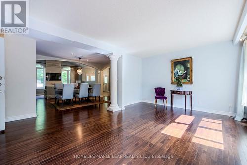 5963 6Th Line, New Tecumseth, ON - Indoor Photo Showing Living Room