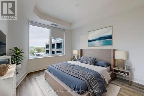 420 - 185 Deerfield Road, Newmarket, ON - Indoor Photo Showing Bedroom