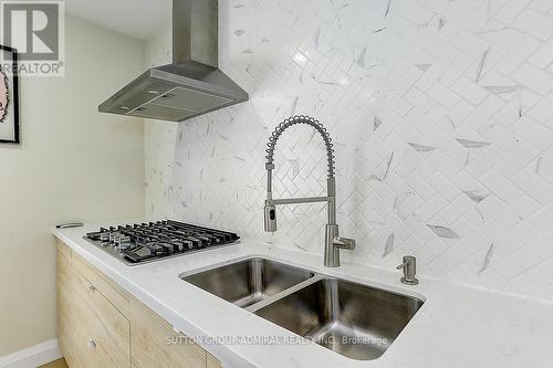 2059 Northern Avenue, Innisfil, ON - Indoor Photo Showing Kitchen With Double Sink