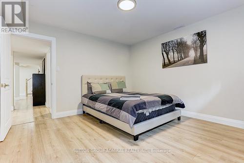 2059 Northern Avenue, Innisfil (Alcona), ON - Indoor Photo Showing Bedroom