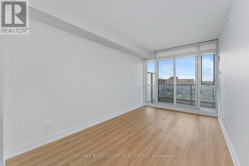 908 - 9471 Yonge Street, Richmond Hill (Observatory), ON - Indoor Photo Showing Other Room