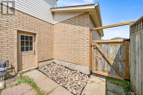 10 Paddle Gate, Richmond Hill, ON - Outdoor With Exterior