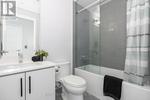 139 - 375 Sea Ray Avenue, Innisfil, ON - Indoor Photo Showing Bathroom