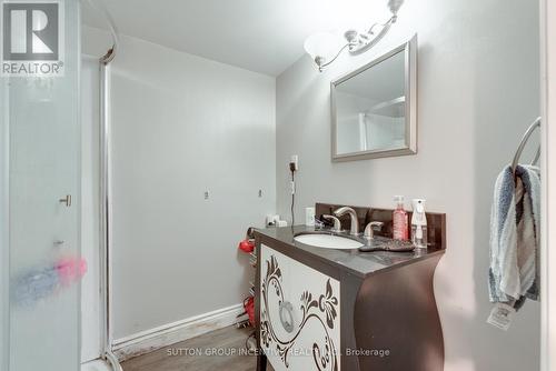 47 Holgate Street, Barrie, ON - Indoor Photo Showing Bathroom