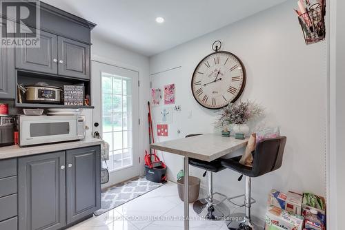 47 Holgate Street, Barrie, ON - Indoor Photo Showing Kitchen