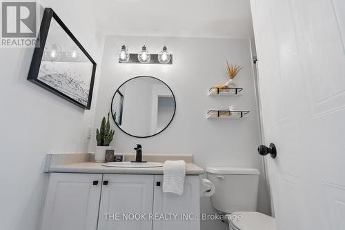 14 Barron Court, Clarington (Courtice), ON - Indoor Photo Showing Bathroom