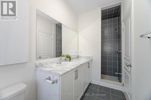 34 Adventura Road, Brampton (Northwest Brampton), ON - Indoor Photo Showing Bathroom