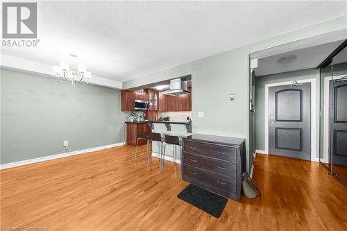 511 The West Mall Road Unit# 1908, Toronto, ON - Indoor Photo Showing Kitchen