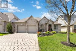 242 EAST RIVERTRACE WALK  London, ON N6G 5L1