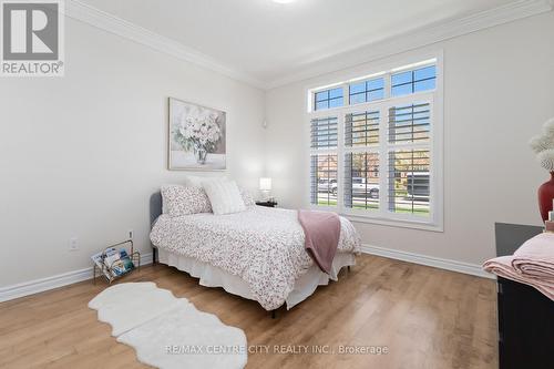 242 East Rivertrace Walk, London, ON - Indoor Photo Showing Bedroom