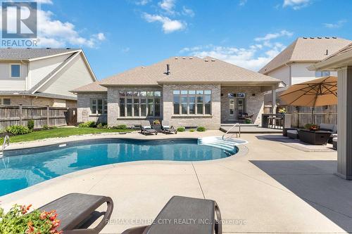 242 East Rivertrace Walk, London, ON - Outdoor With In Ground Pool