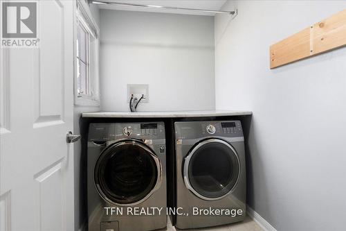 261 Cedric Terrace, Milton (Harrison), ON - Indoor Photo Showing Laundry Room