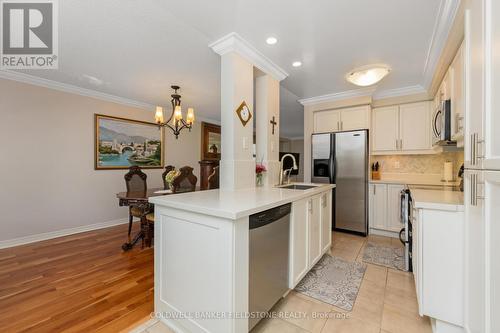 77 Mowat Crescent, Halton Hills, ON - Indoor Photo Showing Kitchen