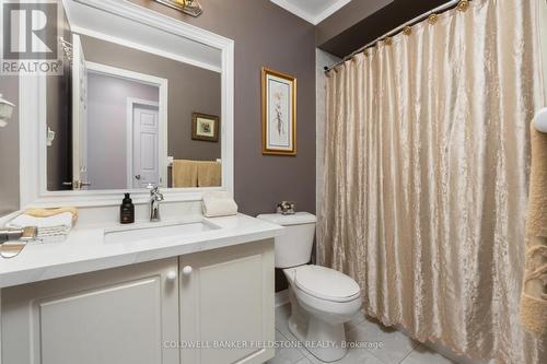 77 Mowat Crescent, Halton Hills, ON - Indoor Photo Showing Bathroom