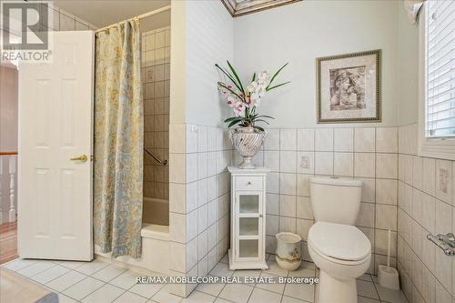 15 Vanhill Avenue, Toronto (Humber Summit), ON - Indoor Photo Showing Bathroom