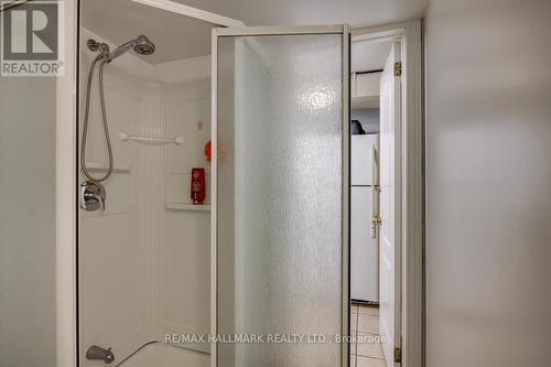 12 Snider Avenue, Toronto, ON - Indoor Photo Showing Bathroom