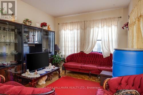 12 Snider Avenue, Toronto, ON - Indoor Photo Showing Living Room