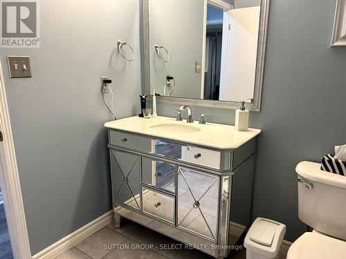 282 Wildgoose Road, London, ON - Indoor Photo Showing Bathroom