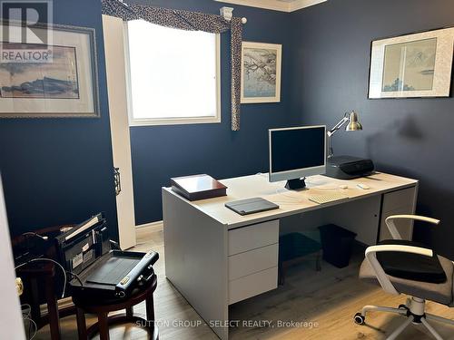 282 Wildgoose Road, London, ON - Indoor Photo Showing Office