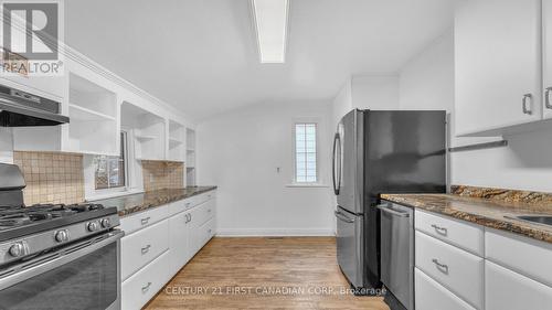 KITCHEN - 44 Craig Street, London, ON - Indoor Photo Showing Kitchen With Upgraded Kitchen