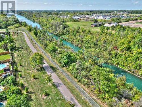 7635 Ronnie Crescent, Niagara Falls, ON - Outdoor With View