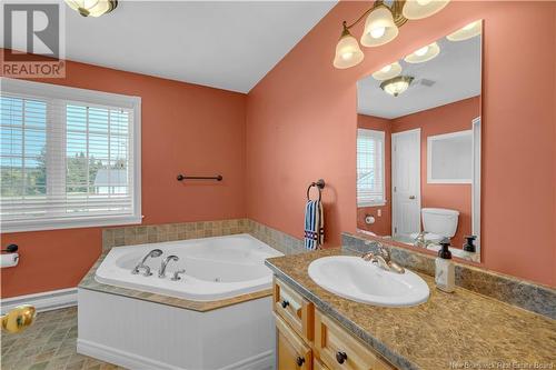 91 Javin Hill Drive, Saint John, NB - Indoor Photo Showing Bathroom