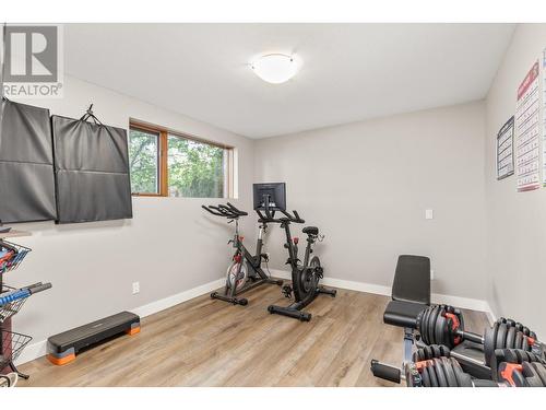 4030 Sunshine Road, Kelowna, BC - Indoor Photo Showing Gym Room