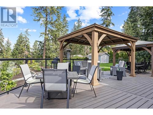 4030 Sunshine Road, Kelowna, BC - Outdoor With Deck Patio Veranda