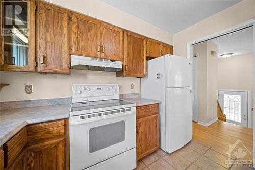 233 Sarah Street, Carleton Place, ON - Indoor Photo Showing Kitchen