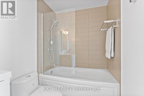 4606 - 2191 Yonge Street, Toronto, ON - Indoor Photo Showing Bathroom