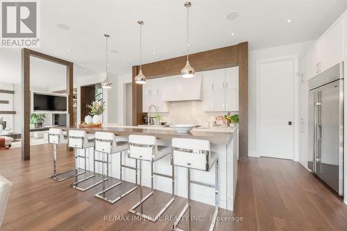 263 Dawlish Avenue, Toronto (Bridle Path-Sunnybrook-York Mills), ON - Indoor Photo Showing Kitchen With Upgraded Kitchen