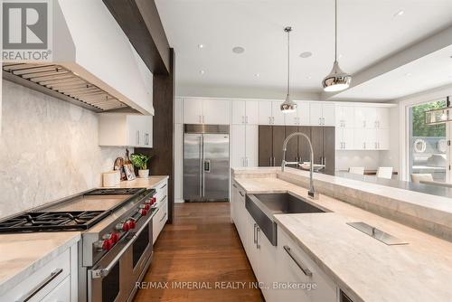 263 Dawlish Avenue, Toronto (Bridle Path-Sunnybrook-York Mills), ON - Indoor Photo Showing Kitchen With Upgraded Kitchen