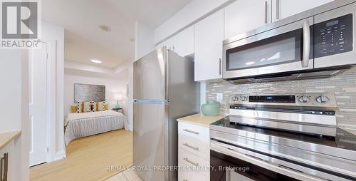 2103 - 50 Town Centre Court, Toronto (Bendale), ON - Indoor Photo Showing Kitchen